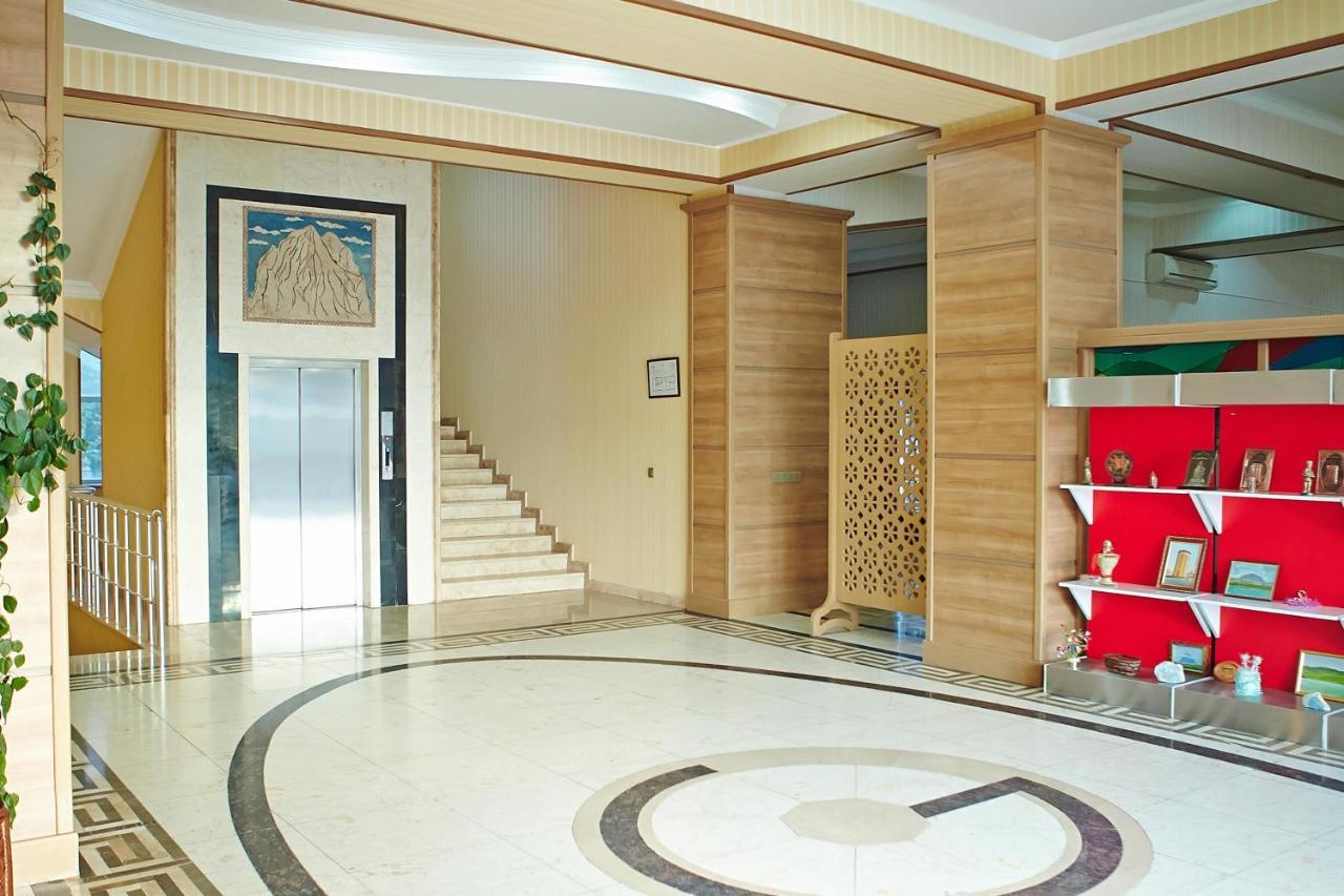 Grand Nakhchivan Hotel Zewnętrze zdjęcie