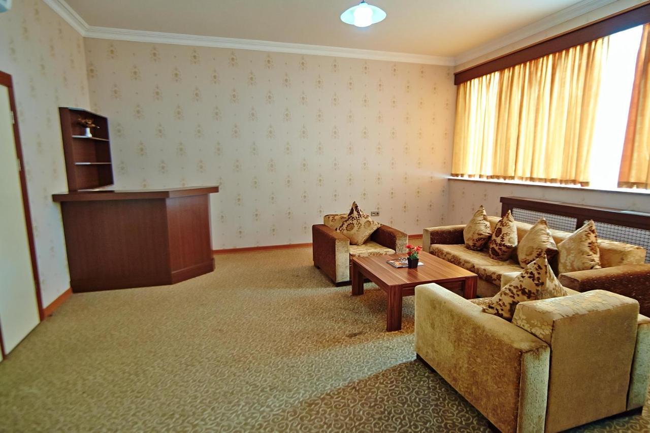 Grand Nakhchivan Hotel Zewnętrze zdjęcie