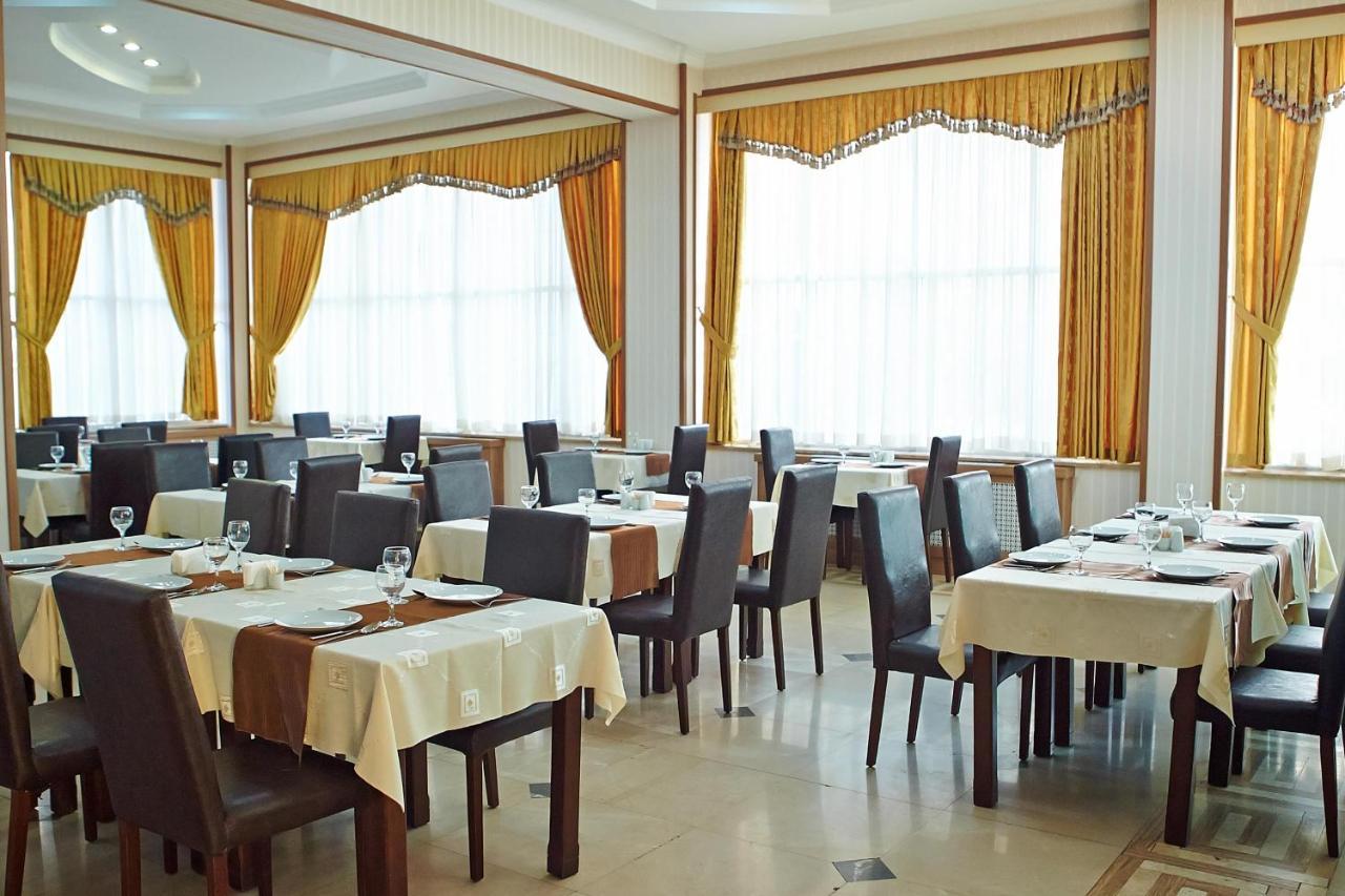 Grand Nakhchivan Hotel Zewnętrze zdjęcie