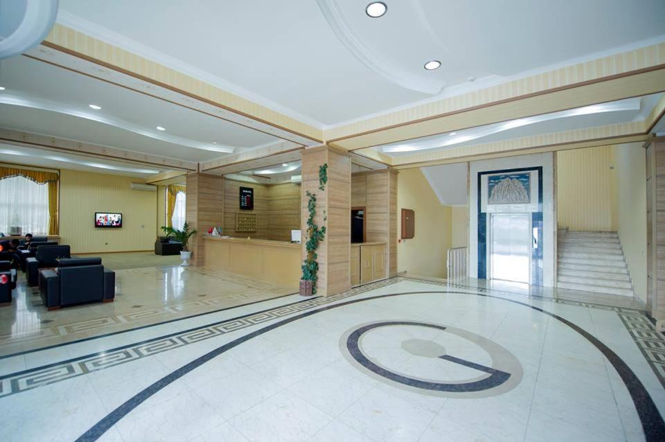 Grand Nakhchivan Hotel Zewnętrze zdjęcie
